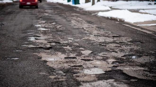 Detroit Winter Tire Pothole Season